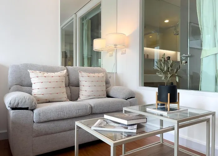 500m Bts L Fully Furnished L Pool And Gym L Sontana