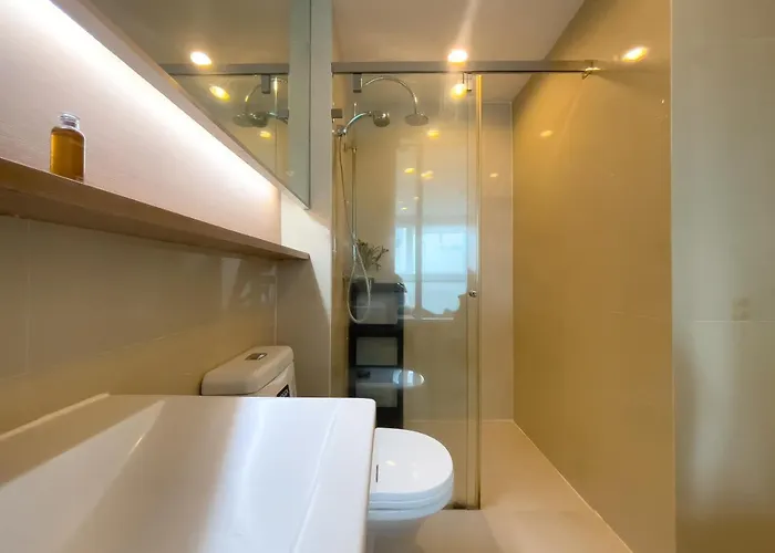500m Bts L Fully Furnished L Pool And Gym L Sontana * Bangkok