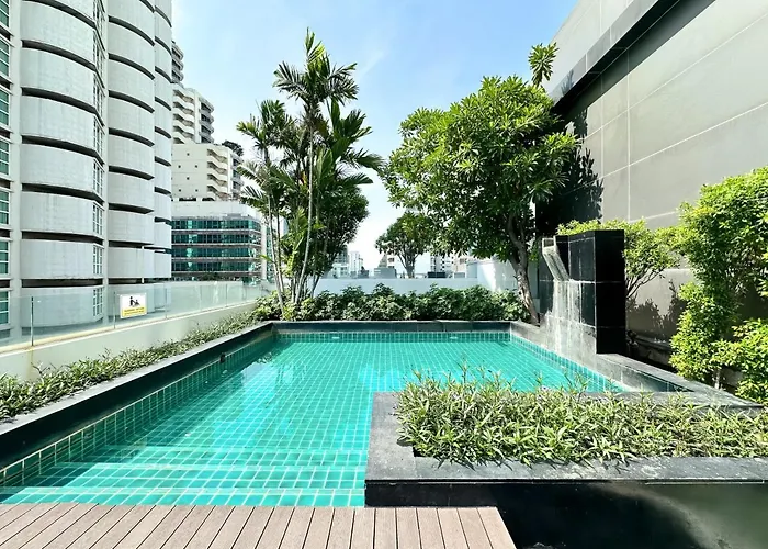500m Bts L Fully Furnished L Pool And Gym L Sontana * Bangkok